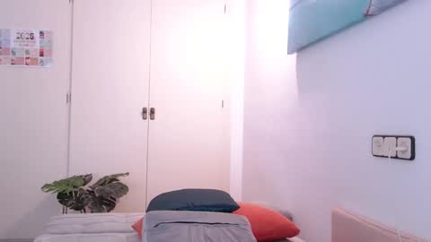 Snapshot of ivonne_hilton chatting on 01.22.25 Ivonne online show from 01.22.25