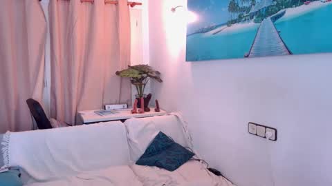 ivonneanddom online show from 11.19.25