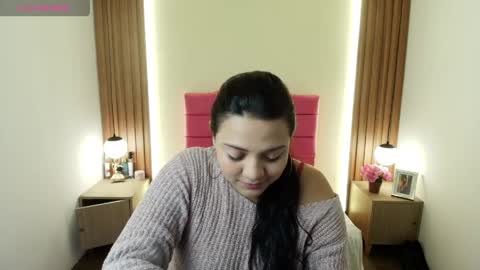 I V O N N E R O S S online show from 04.06.26