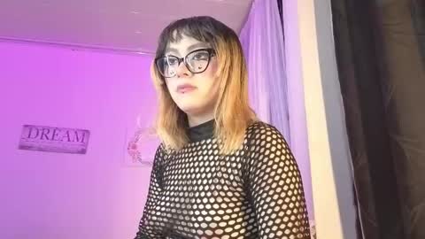 Snapshot of ivonny_sakura chatting on 05.31.26 Ivonny online show from 05.31.26