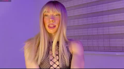 Ivonny online show from 12.05.25