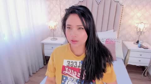 Snapshot of ivonnylee_21 chatting on 04.03.26 Ivonny Lee online show from 04.03.26