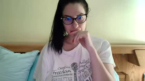 Ivory online show from 01.04.25