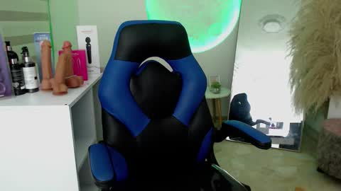 ivvoncute online show from 03.04.26