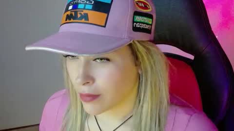 Diana Rojas  online show from 11.05.25