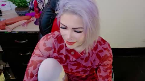 Diana Rojas  online show from 02.12.26