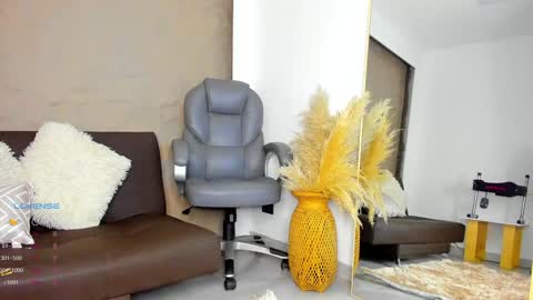 Daniela  online show from 12.11.24