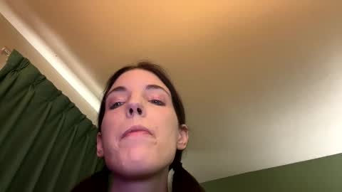 ivy_rose90 online show from 04.01.26