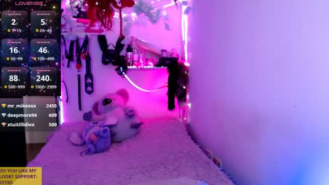 You can find more of me here  online show from 12.03.24