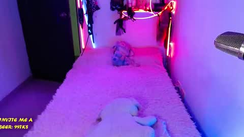 Snapshot of ivy_rosse chatting on 11.07.25 You can find more of me here online show from 11.07.25