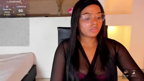 i v y  b l i s s online show from 01.15.25