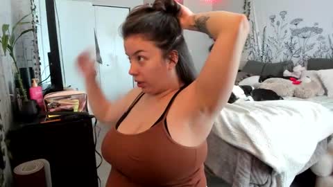 Ivy Heaven  Goddess  online show from 01.16.26