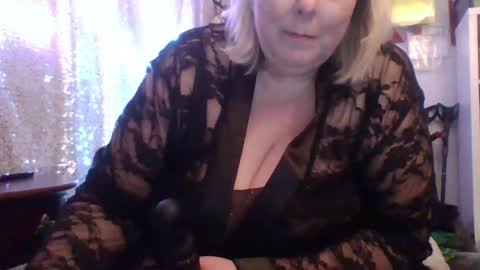 Snapshot of ivyjane3522 chatting on 06.14.26 ivyjane3522 online show from 06.14.26