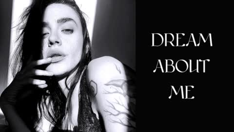 Snapshot of ivyjonson chatting on 12.14.24 Miss Ivy online show from 12.14.24