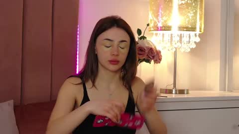 Ivy online show from 03.10.25