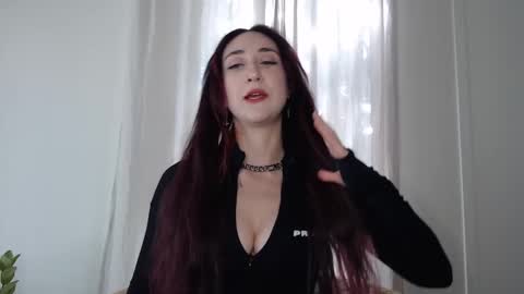 Snapshot of ivyrosiex chatting on 11.13.25 Ivy Rosie online show from 11.13.25