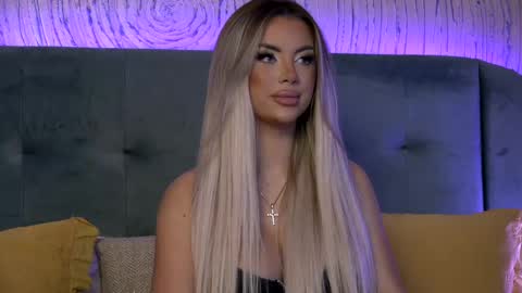  Ivy  online show from 03.04.25