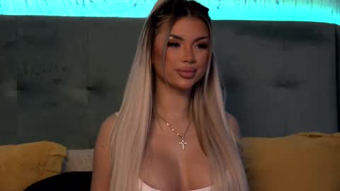  Ivy  online show from 03.06.25