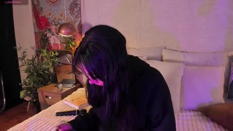 Ivy Pierce  online show from 02.26.25