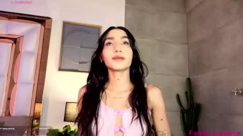 Ivy Pierce  online show from 09.24.25
