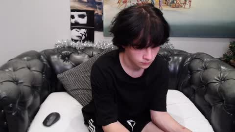 Snapshot of iwillfall_ chatting on 12.13.24 Maxim online show from 12.13.24