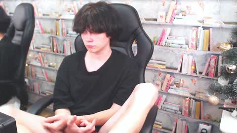 Snapshot of iwillfall_ chatting on 12.28.24 Maxim online show from 12.28.24