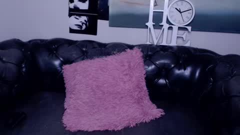 Snapshot of iwillfall_ chatting on 02.10.25 Maxim online show from 02.10.25