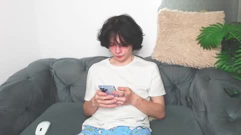 Snapshot of iwillfall_ chatting on 02.12.25 Maxim online show from 02.12.25