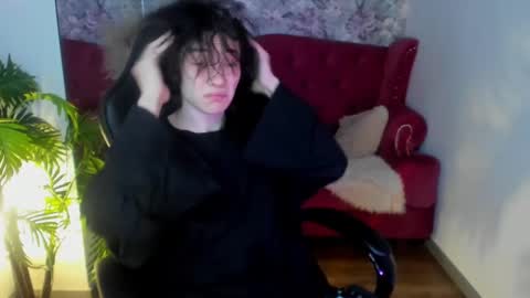 Snapshot of iwillfall_ chatting on 03.05.25 Maxim online show from 03.05.25