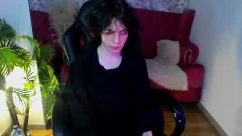 Snapshot of iwillfall_ chatting on 03.05.25 Maxim online show from 03.05.25