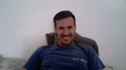Snapshot of iyoperro chatting on 09.15.25 Casandro online show from 09.15.25