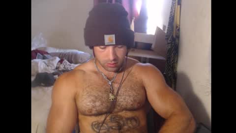 Snapshot of izak144 chatting on 10.24.25 izak144 online show from 10.24.25