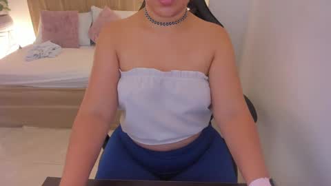 Iza online show from 02.06.25