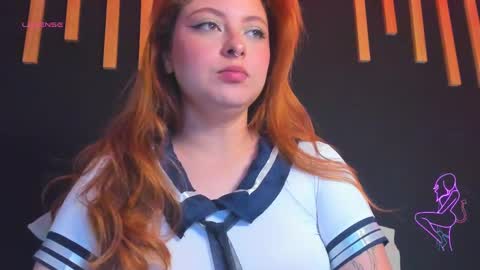 hot izys online show from 09.11.25