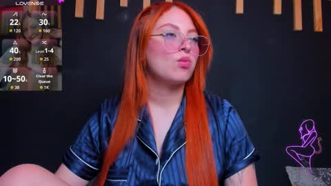 hot izys online show from 03.29.26