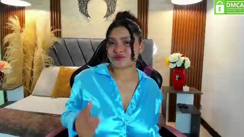 Snapshot of izzy_lux chatting on 07.05.26 Isa online show from 07.05.26