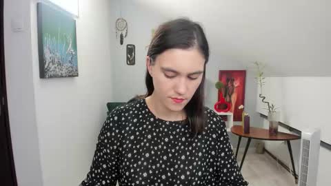 Izzy online show from 10.23.25