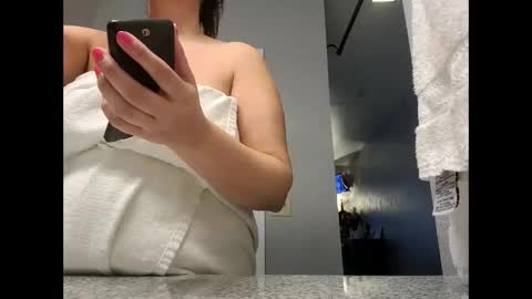 izzypopxoxo online show from 02.08.26