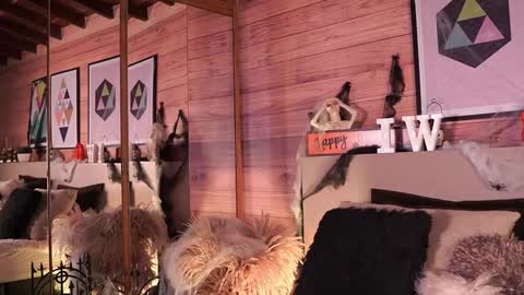 Snapshot of izzywild1 chatting on 10.26.25 izzywild1 online show from 10.26.25