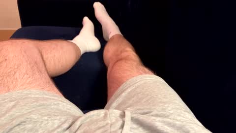 Snapshot of j0n275 chatting on 01.01.25 j0n275 online show from 01.01.25