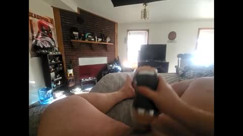 Snapshot of j77r77 chatting on 03.08.25 Hard4u online show from 03.08.25