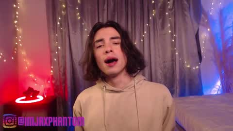 Hey im Jaxxxon check my info     online show from 02.18.25