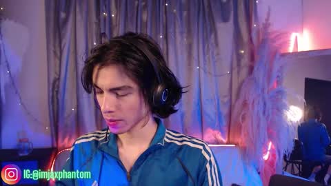Hey im Jaxxxon check my info     online show from 09.09.25