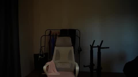 Snapshot of j_akira13 chatting on 09.28.25 Danny online show from 09.28.25