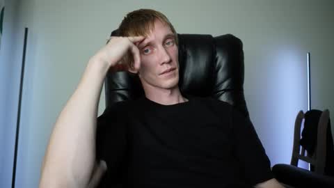 Snapshot of j_akira13 chatting on 10.13.25 Danny online show from 10.13.25