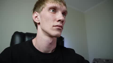 Snapshot of j_akira13 chatting on 10.19.25 Danny online show from 10.19.25