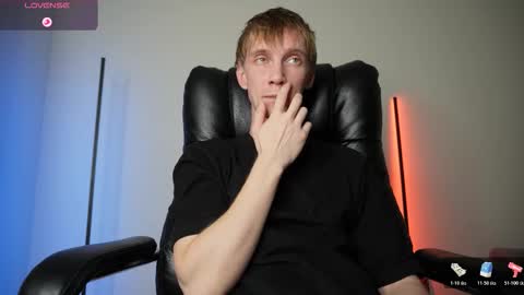 Snapshot of j_akira13 chatting on 10.27.25 Danny online show from 10.27.25