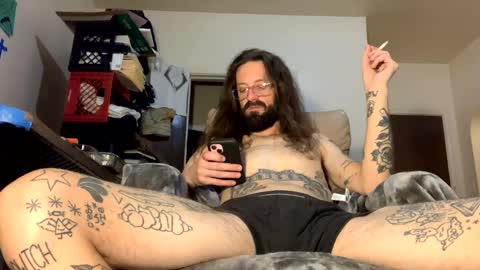 Snapshot of j_boogie_mane chatting on 12.28.24 j boogie online show from 12.28.24