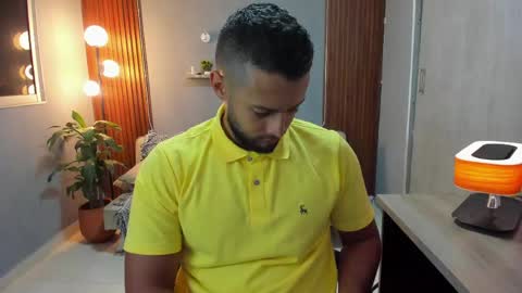 Calix  Independient model Insta and twt Calixsnake online show from 04.19.26