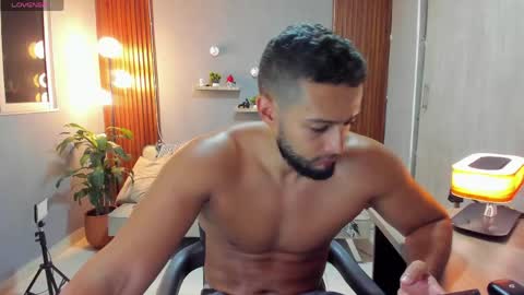 Snapshot of j_calix chatting on 05.10.26 Calix Independient model Insta and twt Calixsnake online show from 05.10.26
